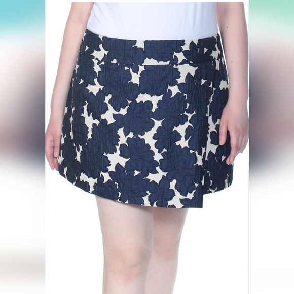 MAISON JULES Cream and Navy Floral A Line Mini Skirt size S - Picture 13 of 14